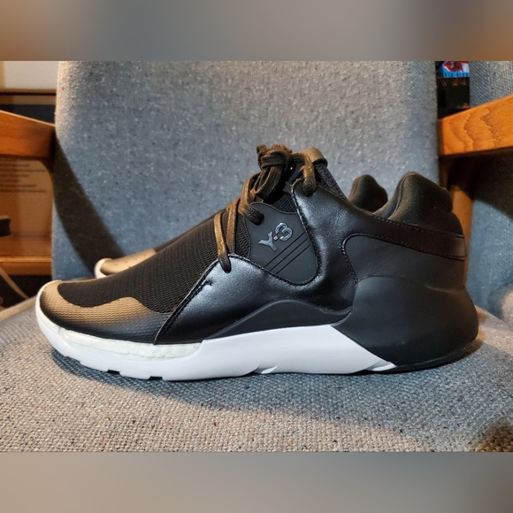 Adidas Y3 (Yohji Yamamoto) QR Run - Picture 3 of 10